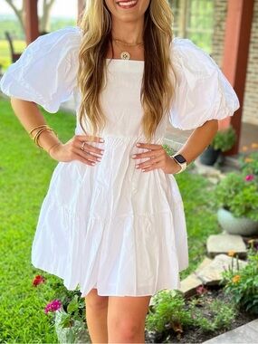 Square-Neck White Puff-Sleeve Tiered Mini Dress